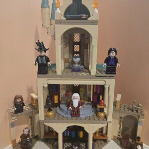 LEGO Hogwarts Dumbledore’s Office 76402 Retired